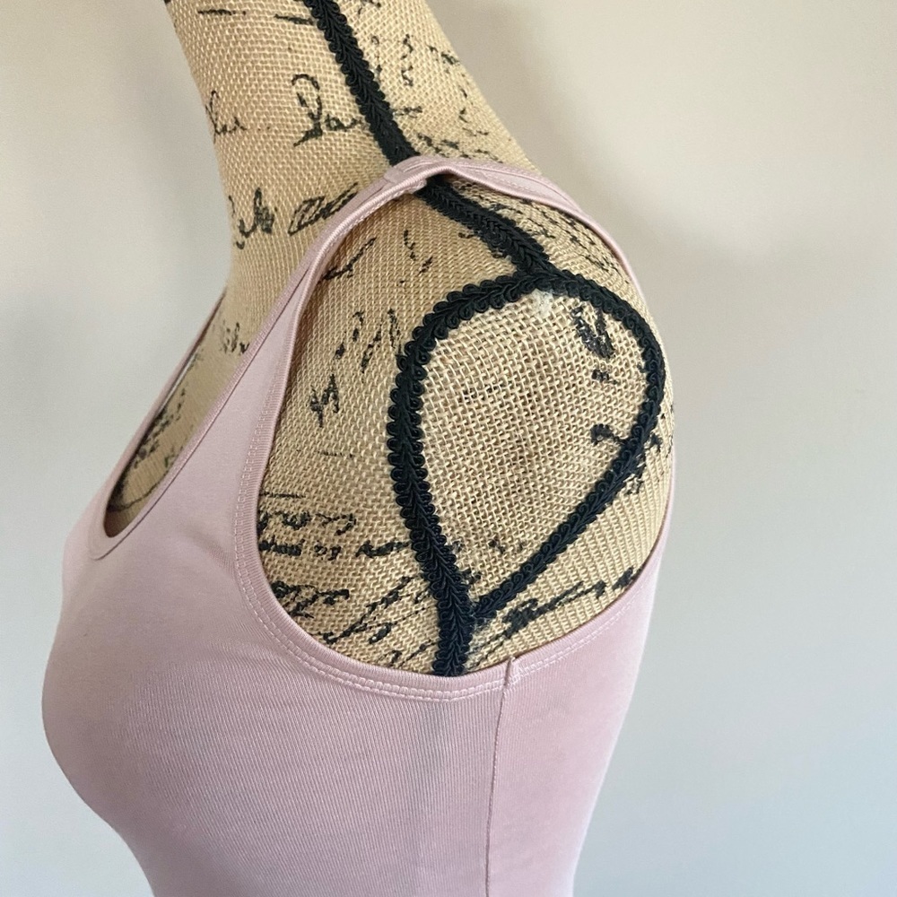 Slim Fit Scoop Neck Tank-beige - Picture 9 of 10